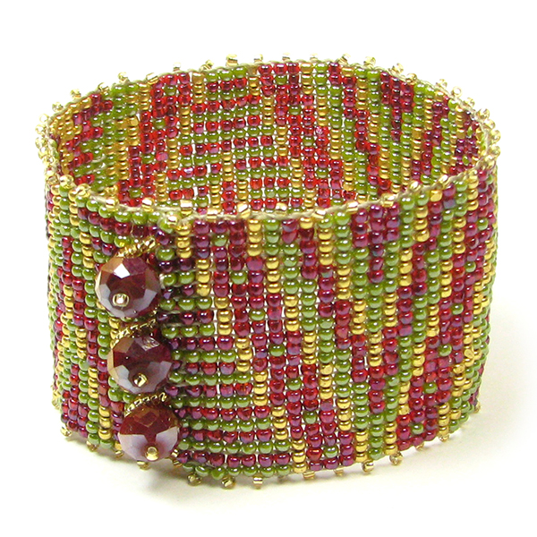 bead looming bracelet